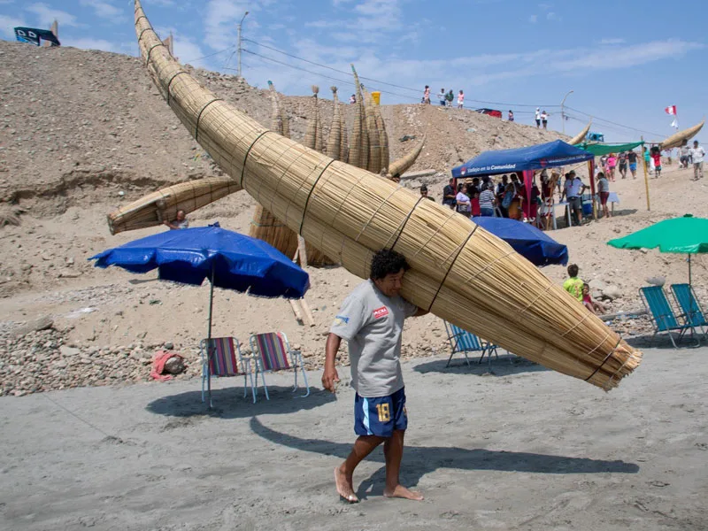 Culminación del caballito totora.